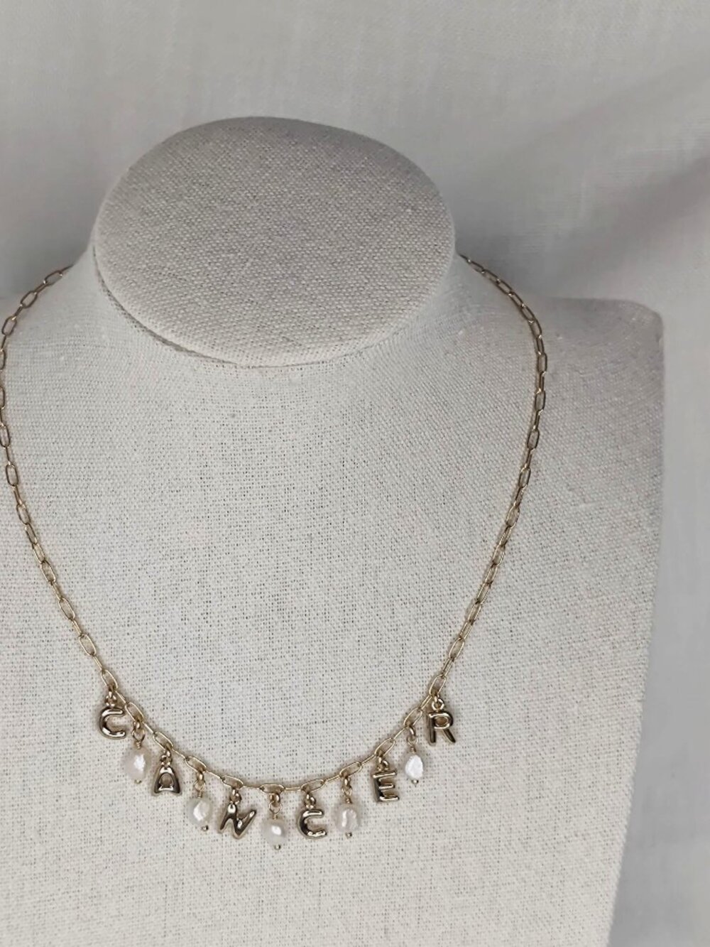 LUNA NORTE Cancer Gold And Pearl Charm Necklace
